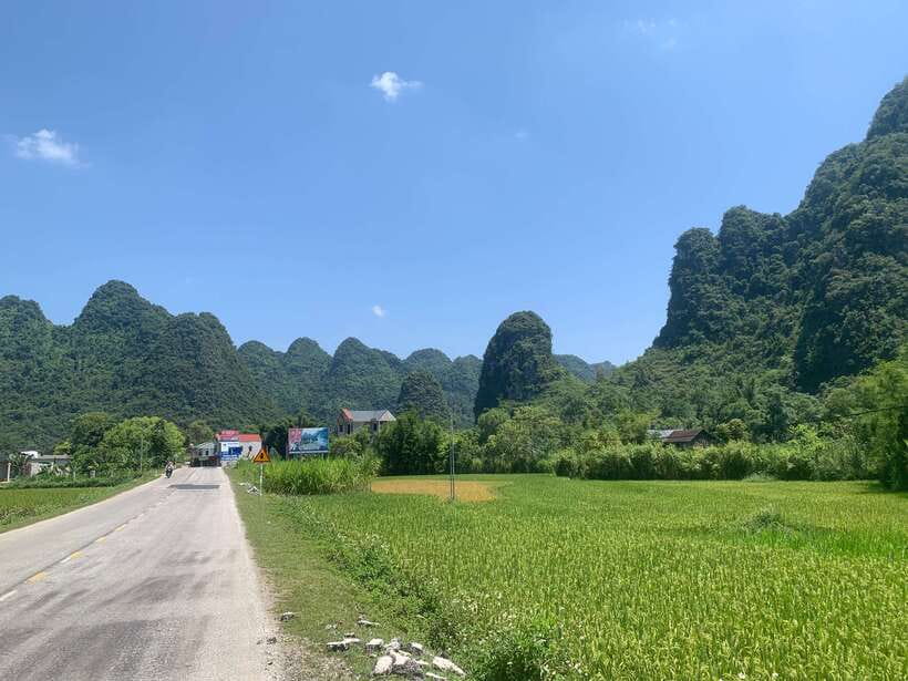 Ban Gioc Waterfall - God Eyes Mountain 1 Day By Car - Ban Gioc Waterfall by boat: Vietnam-China border drama up close