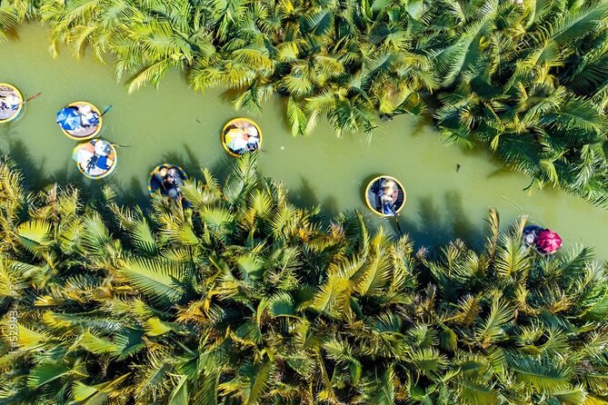 Basket Boat Ride, Coconut Forest, Sunset and Hoi An Town by Night - Dinner in Hoi An: Vietnamese specialties with a vegetarian option