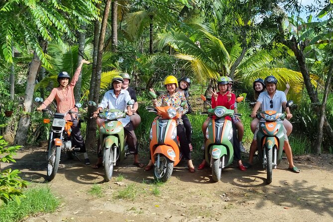 Ben Tre: Scooter, Culture, Sailboat and Mekong Food (Half Day) - Ben Tre market stop: fruits, flavors, and backstreet glimpses