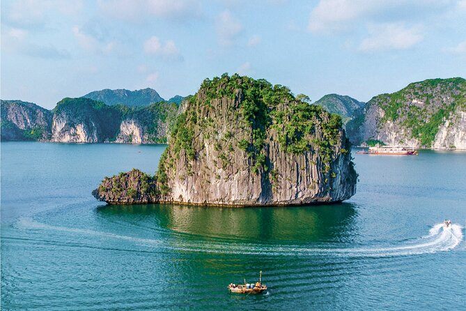 Best love - Full Day Boat Tour to Lan Ha Bay and Ha Long Bay - Ha Long Bay kayaking: rock arch tunnels, hidden lagoons, and cave time