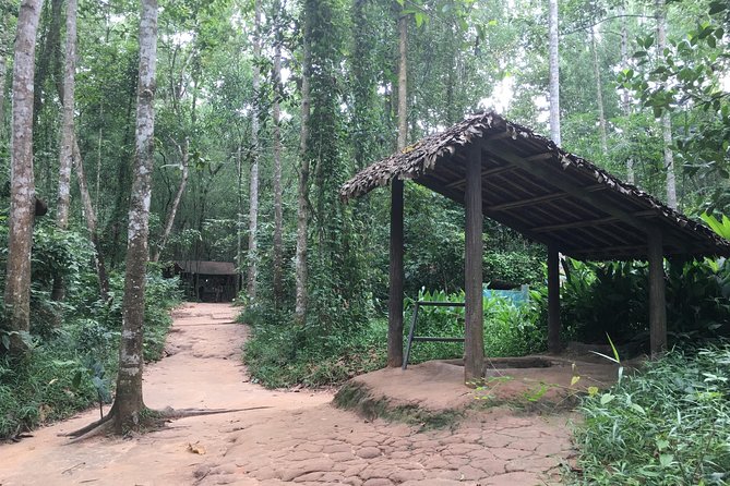 Best Private Tour Cu Chi Tunnels and Mekong Delta Full Day - Ben Tre Province and the Tan Thach Canal Rowing Trip
