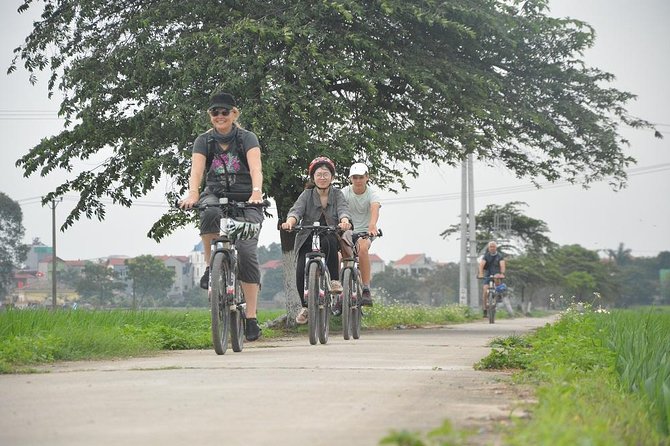 Bicycle Tours Hanoi: Full Day Bicycle Tour Hanoi Countryside - Co Loa Citadel: Dirt Roads, Fruit Tastings, and a Family Home Lunch