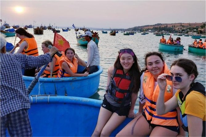 Big Promotion | 3 - 4 Star Beach Resort | From Ho Chi Minh To Mui Ne 2 Days Tour - Meals That Actually Help: Breakfast, Lunch, and Fewer Food Decisions