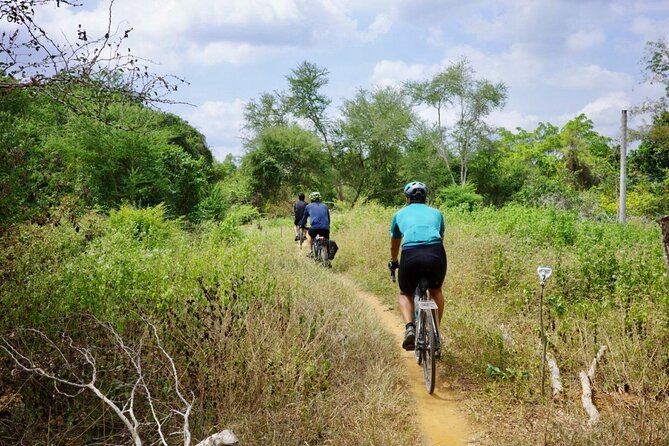 Bike And Boat Mekong Delta Cycling Tour - Authentic Mekong Cuisine Lunch, Then Back to Saigon