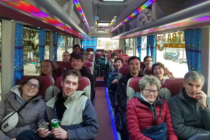 Bus Cat Ba to Hanoi - On-board guide: the trip is shorter when it feels guided