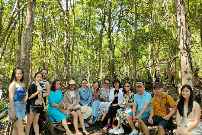 Can Gio Mangrove Forest 1 day tour - Lunch in a Mekong-style restaurant: fuel plus local flavor