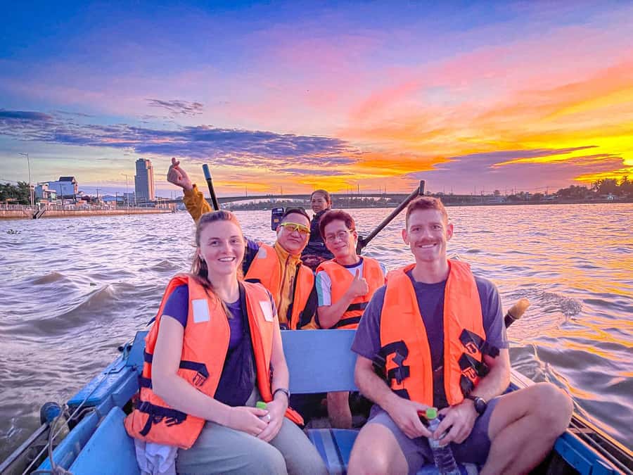 Can Tho: A Real Mekong Tour, Floating Market, Cacao & Life's - Starting at Chợ Cổ Bến Phà, before the city wakes