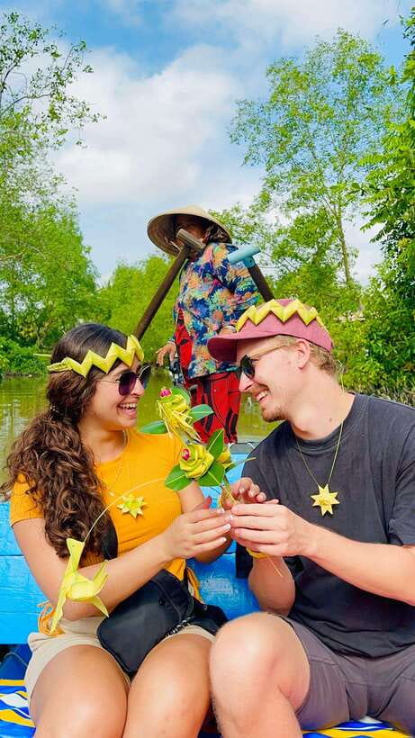 Can Tho: Authentic Floating Market, Wild Canal system, Cocoa - Boats, coffee, and fruit: what to watch for on the floating market