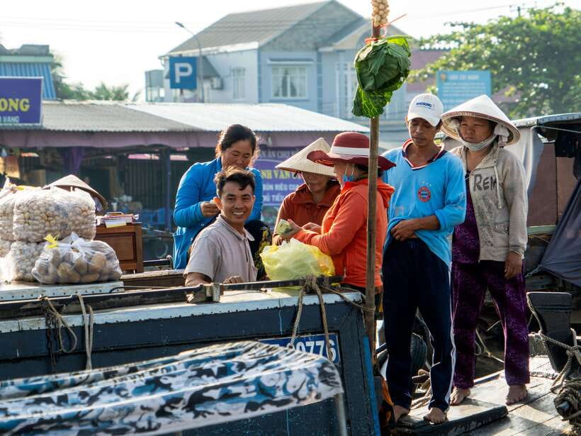 Can Tho: Explore Mekong, Floating Market, Cacao & Local Life - Sunrise on a sampan: what that early river light does to your day