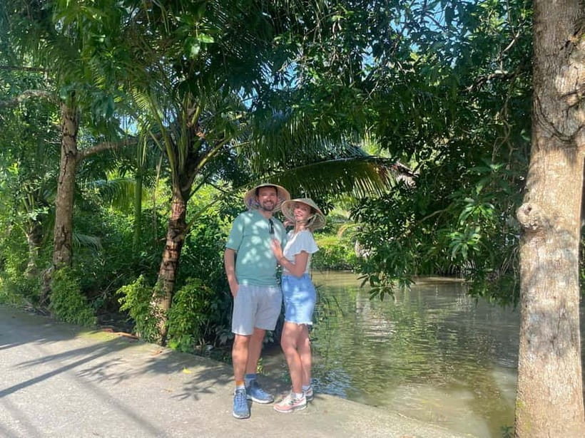 Can Tho: Floating Market, Cacao & Canals with French Guide - French-speaking guide and small group feel