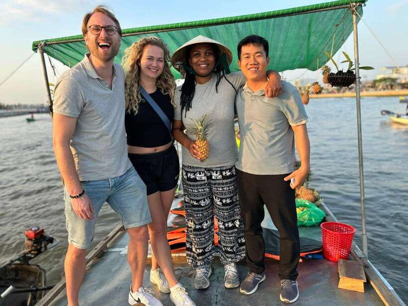 Can Tho: Floating Market, Canal, Cacao Farm & Mekong' Life - Quick highlights you should care about