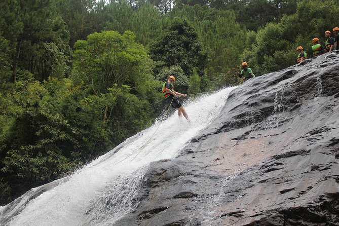 Canyoning Da Lat Vietnam - The Big Waterfall Sequence: 25m Drop and the Washing Machine Spin