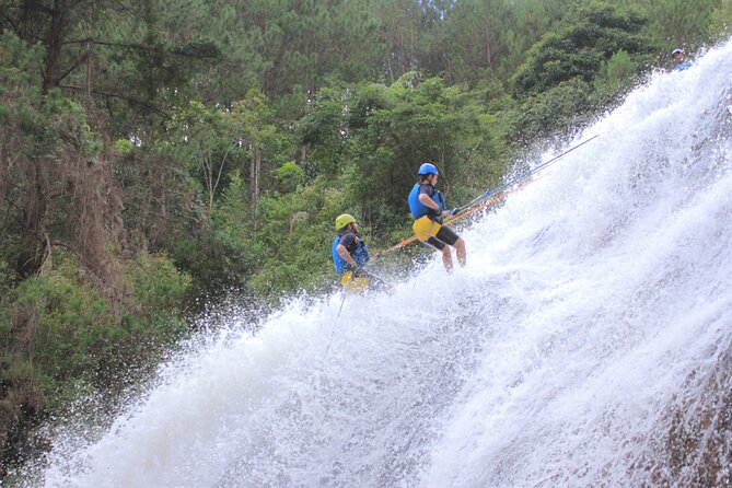 Canyoning Tour in Dalat Viet Nam - Lunch and Break Time: Real Fuel for a Wet, Active Day