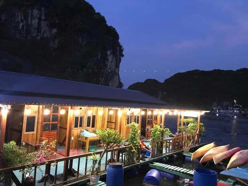 CAT BA :2D1N Lan Ha bay-Ha Long bay with Plankton Excursion - Kayaking through caves: Bright Cave, Dark Cave, Bat Cave
