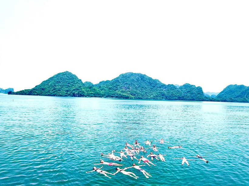 CAT BA :2D1N Lan Ha bay-Ha Long bay with Plankton Excursion - Floating homestay dinner and what “overnight” really feels like