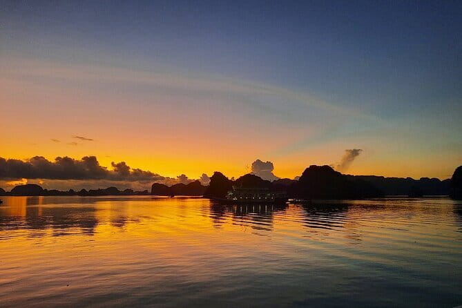 Cat Ba: Sunset & Bioluminescent Kayaking on Lan Ha Bay - Sunset watch, onboard party energy, and dinner that keeps you happy