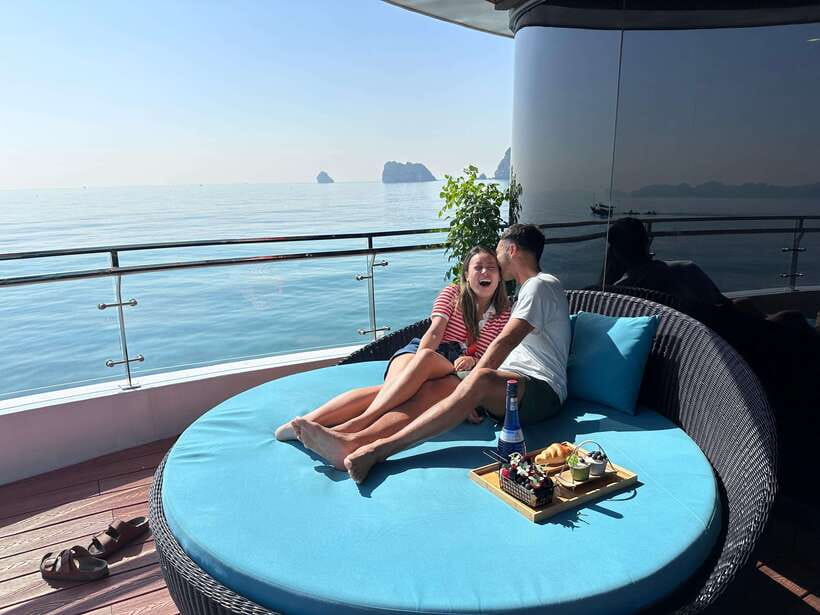 Cat Ba: Sunset on Lan Ha Bay with Sunset Party - Tea break plus golden sunset views, then the sunset party