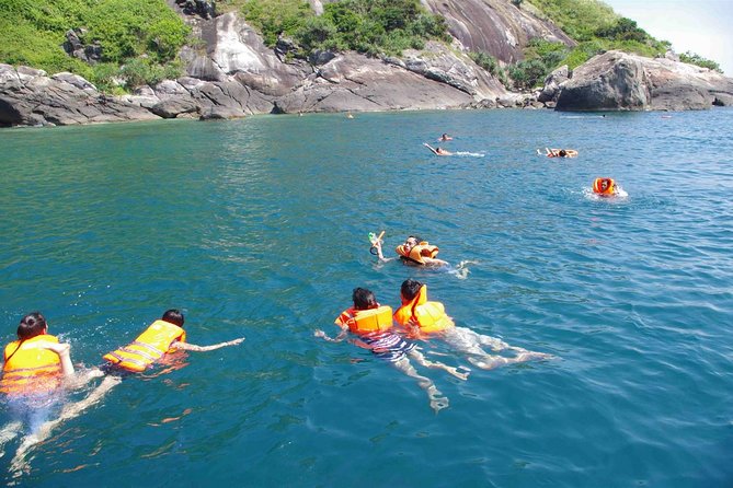 Cham Island Tour Snorkeling -Sunbathing - Nice Beach - Speedboat - Cu Lao Cham Museum and Au Thuyen village, the cultural half you should expect