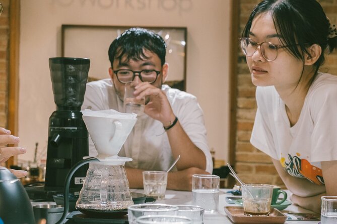 Coffee Workshop in Ho Chi Minh City: Discover the art of coffee - Cupping: tasting like a scientist, without losing the fun