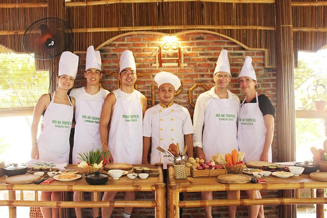 Cooking Class Hoi An:Local Market, Basket Boat, Fishing & Cooking - Fishing by net in the canal: fun practice, not a guaranteed haul
