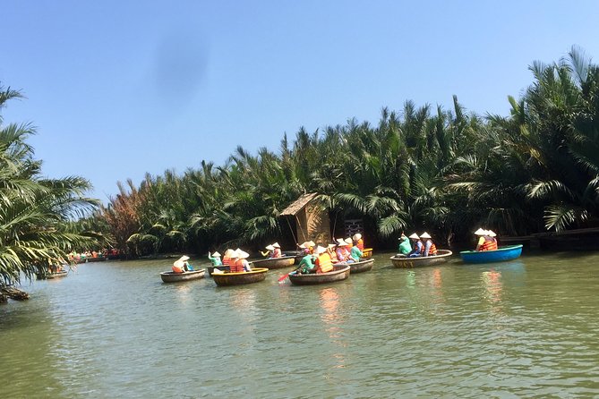 Cooking class, market tour and basket boat tour - Bay Mau Coconut Forest and Cam Thanh Coconut Village by Basket Boat