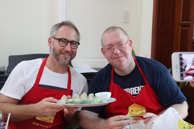 Cooking with Jolie in Hoi An - From fresh ingredients to lunch in Jolie’s family home
