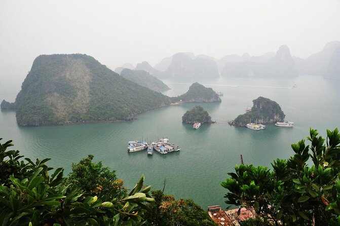 CozyBay Boutique 2D1N Kayak, Swiming ,Titop, Cave, Expressway way - Key highlights to know before you go