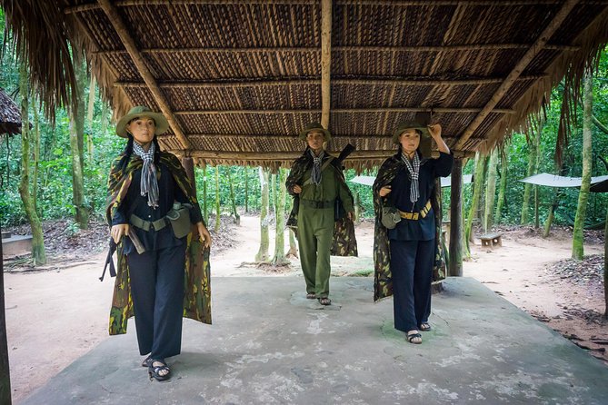 Cu Chi Tunnels and Mekong Delta 1 Day Tour With Small Group - Hotel Pickup and Small-Group Comfort in District 1
