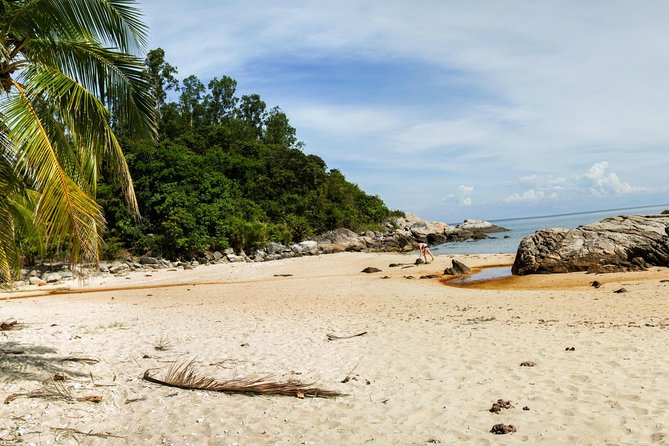 Cu Lao Cham Island Tour from Da Nang/ Hoi An - Huong Beach and snorkeling: the main event, with honest expectations