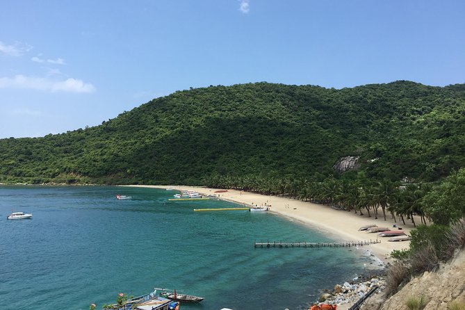 Cu Lao Cham Island Tour from Da Nang/ Hoi An - The free time: beaches, photos, and a quick reality check