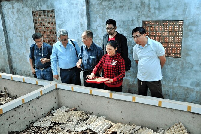 Da Lat Countryside & Pongour Waterfall Tours ( small group) - Trại Dế Thiện An Cricket Farm: a Fun Detour