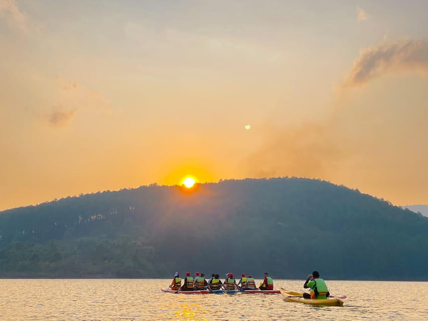 Da Lat: Tuyen Lam Lake Kayak or SUP Tour - Tuyen Lam Lake by kayak or SUP: why Da Lat does this so well