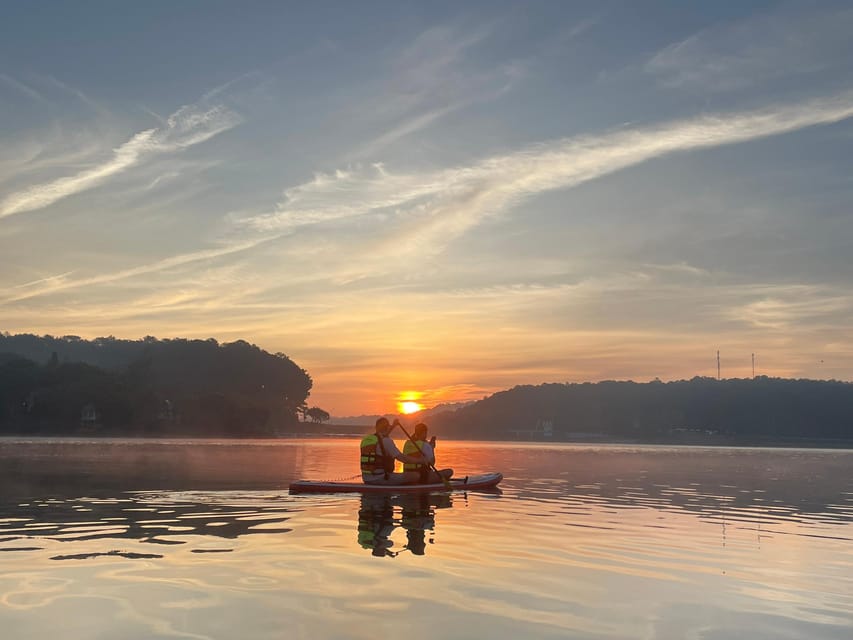 Da Lat: Tuyen Lam Lake Kayak or SUP Tour - Starting point at Chèo Sup Hồ Tuyền Lâm, and what your first 15 minutes feel like