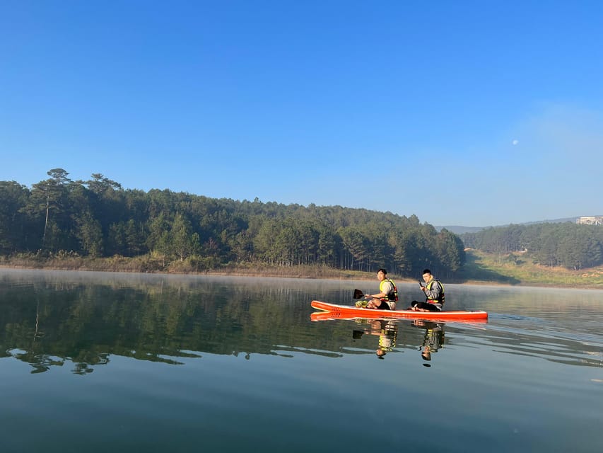 Da Lat: Tuyen Lam Lake Kayak or SUP Tour - Swimming time and relaxing moments on the water