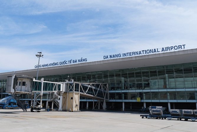 Da Nang Airport Arrival Private Transfer - Finding your driver at the arrivals gate without extra stress