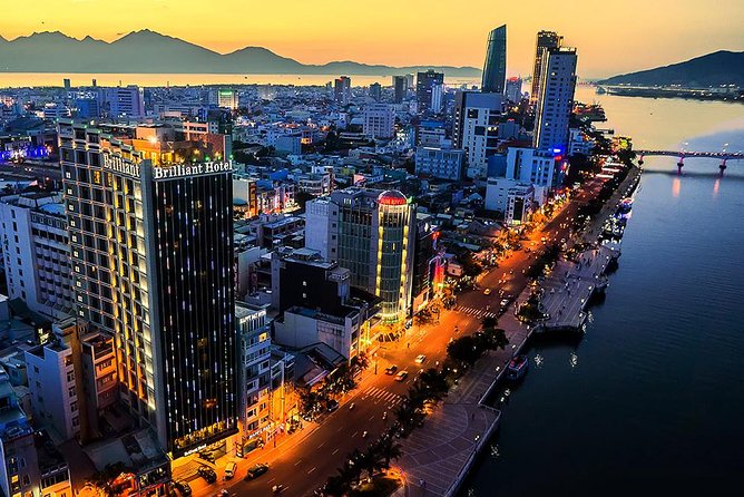 Da Nang By Night: Seafood dinner, night market and cruise trip - Han River cruise with live music and Dragon Bridge views