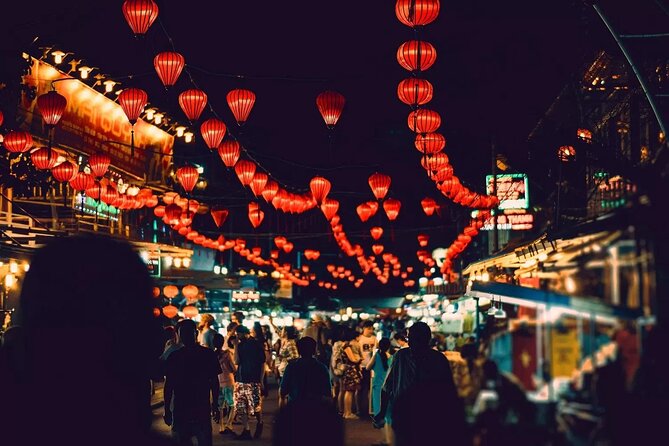 Da Nang By Night: Seafood dinner, night market and cruise trip - Should you book Da Nang by Night?