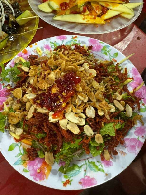 Da Nang City Street Food Private Tour With Local Students - Why a student-led Da Nang street food tour feels more local than a checklist