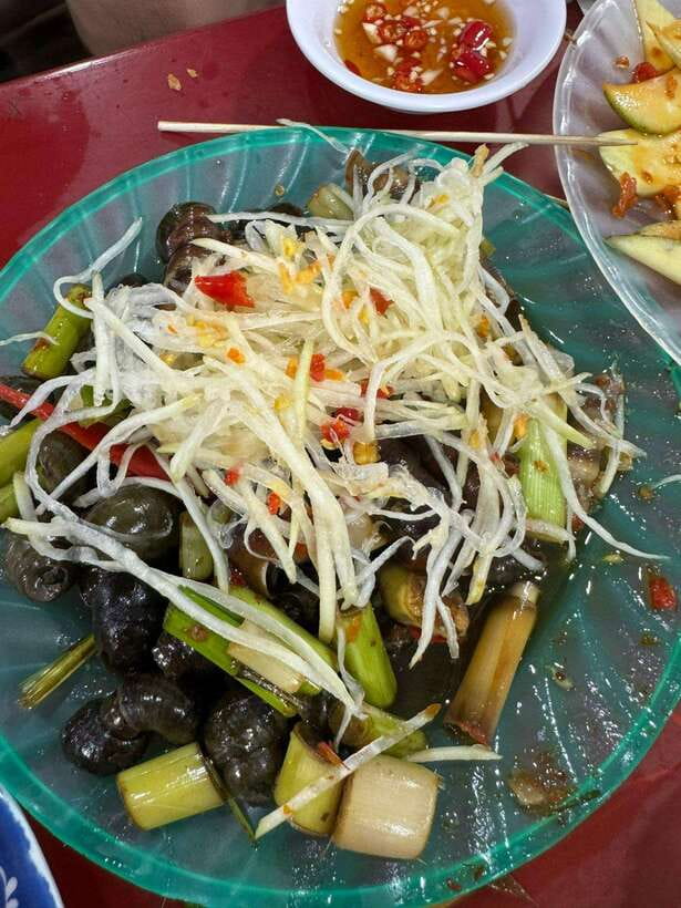 Da Nang City Street Food Private Tour With Local Students - Who this tour suits best, and who should skip it