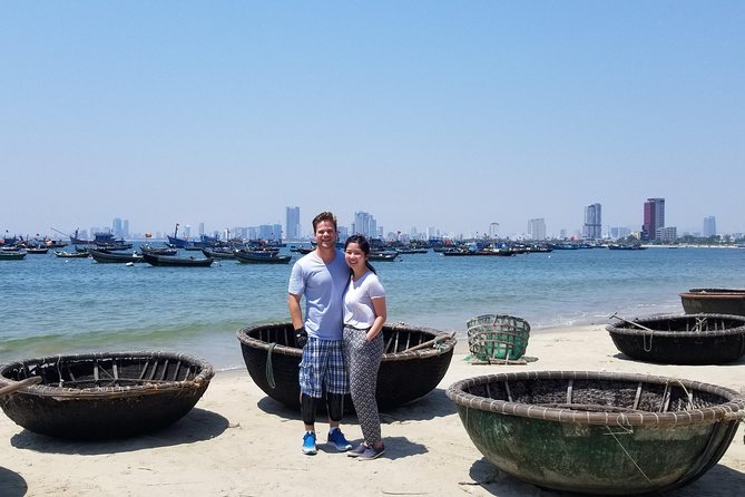 Da Nang Discovery With Cool Locals - Stop 4: Chợ Bắc Mỹ An market stop with mango or peaches and real snacks