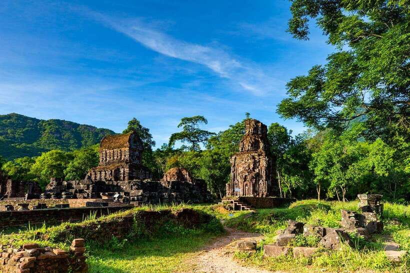 Da Nang: Full-day My Son Sanctuary And Hoi An Heritage Tour - My Son Sanctuary: red brick sanctuaries in a mountain valley