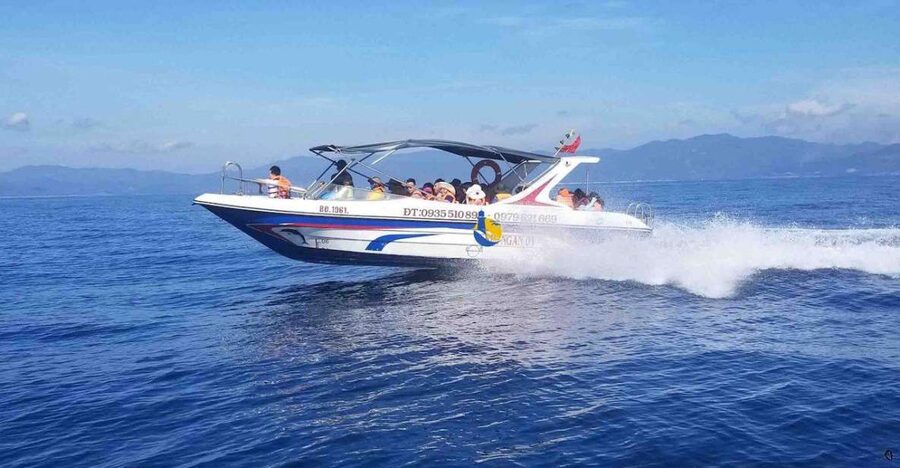 Da Nang/Hoi An: Cham Island Speedboat Tour with Snorkeling - Cham Island is the kind of day trip that changes your pace