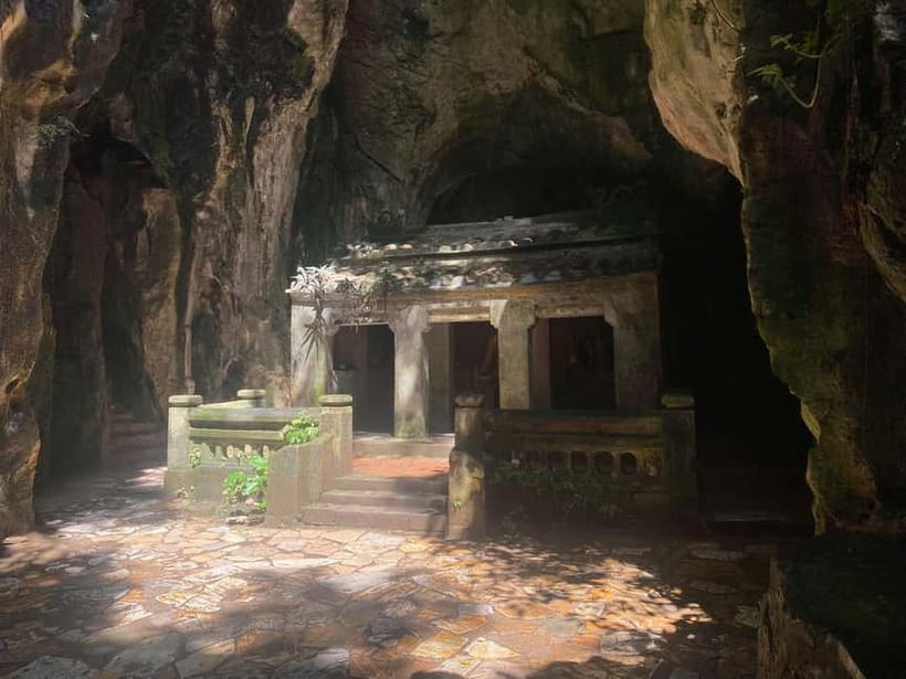 Da Nang/Hoian: Marble Mountain, Am Phu Cave, Monkey Mountain - Am Phu Cave: Why This Hell Cave Title Makes Sense
