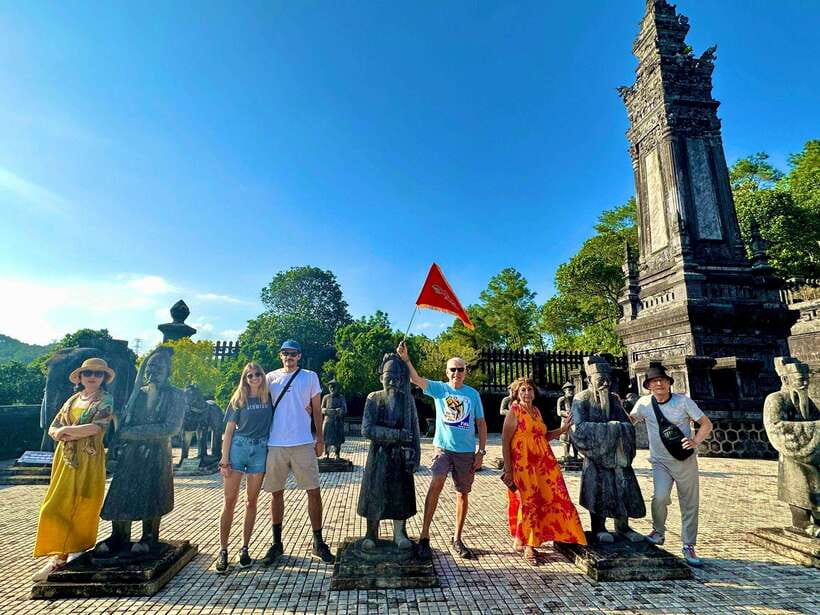 Da Nang: Hue Imperial Day Trip, Hai Van Pass Train, & Lunch - Lunch in Hue: local flavors, with vegetarian options