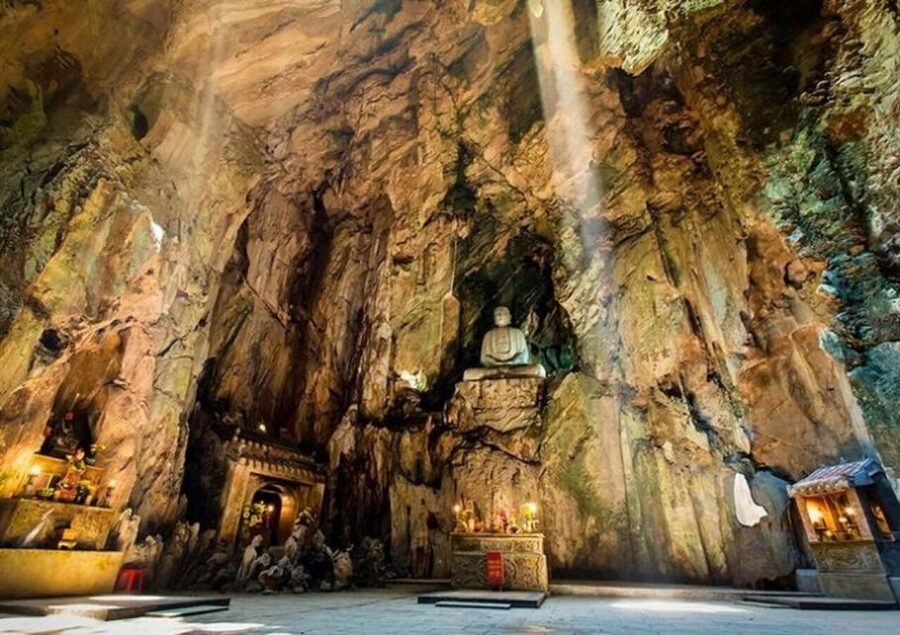 Da Nang : Lady Buddha - Marble Mountains - Am Phu Cave Tour - Marble carving village, where the craft still matters