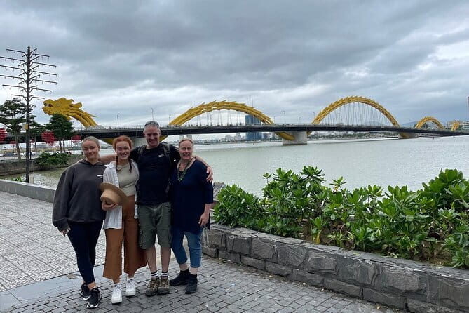 Da Nang Street Food Private Tour With Local Students - Tran Thi Ly Bridge: closing views and a final city glance