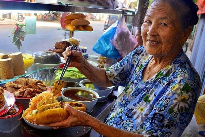 DA NANG to Hoi An Rural Villages and River Islands PRIVATE TOUR - Price and Value: What $75 Buys You in the Real World