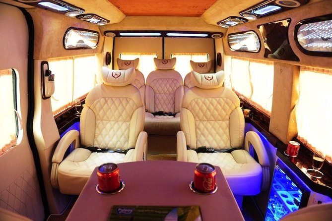 Da Nang To Hoi An Transfer By Limousine Dcar Luxury - Price and value: $100 per group, up to seven passengers