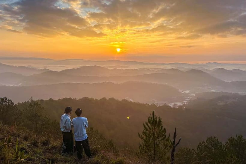 Dalat: Cloud Chasing packaged hike - Sunrise Pickup Included - Photos and Video: The Most Practical Upgrade You Do Not Have to Pay For