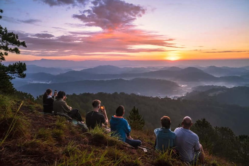 Dalat: Cloud Chasing packaged hike - Sunrise Pickup Included - Small-Group Setup and Timing: Why It Feels Easier Than It Looks